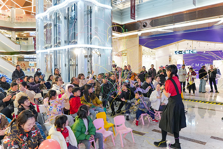 【元·动态】新春灵鹿闪现商场?来上海丁香国际,和九色鹿一起探索奇幻仙境!