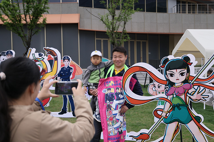 【元·动态】上影元携四大经典IP亮相“小安”文化集市，创新探索“IP+国安宣传”新模式