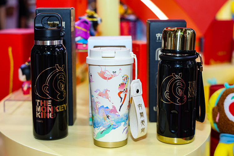 【元·动态】上影元品亮相2025深圳礼品家居展,全品类覆盖解锁国潮美学好礼